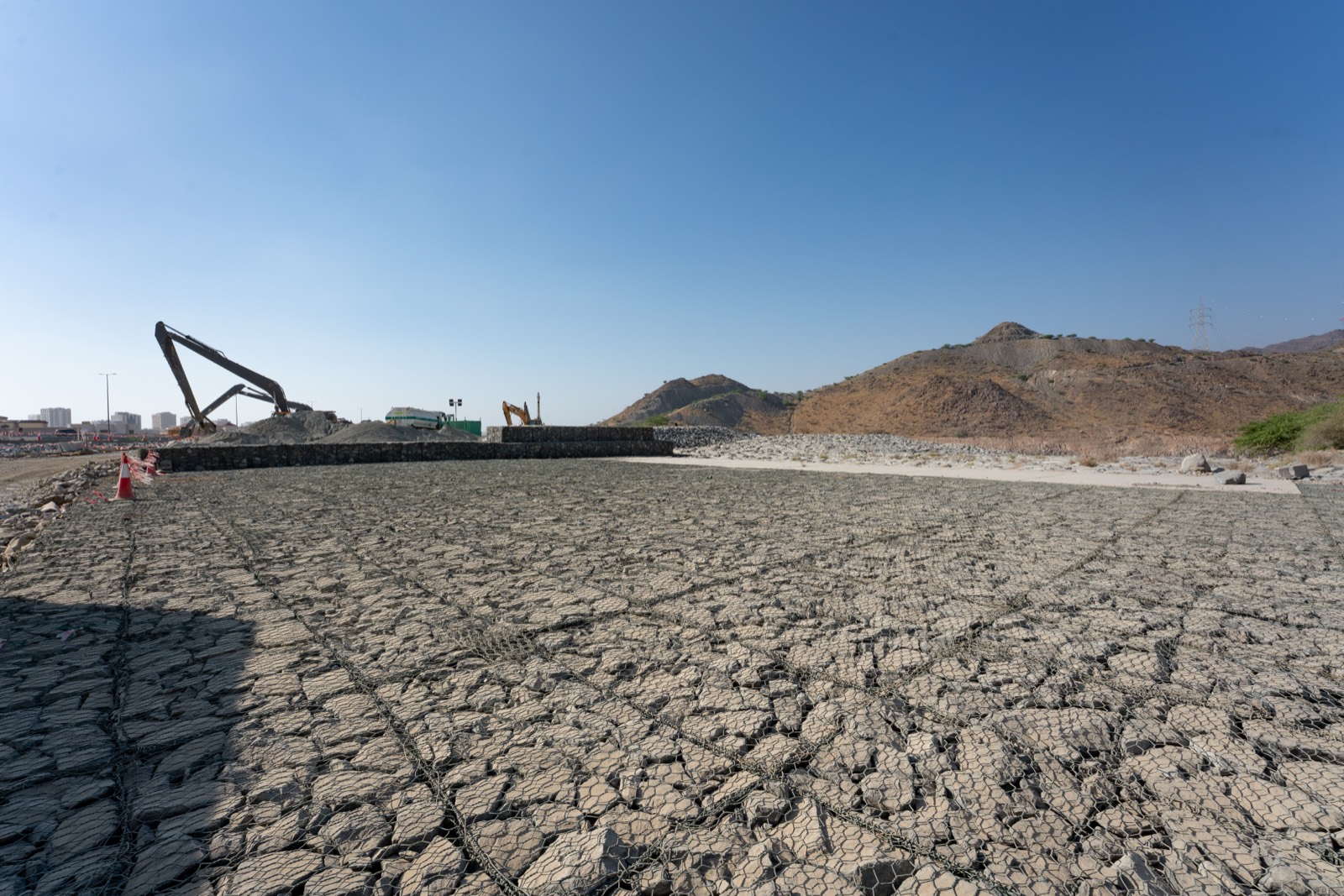 Murbah Dam & Protective Dikes