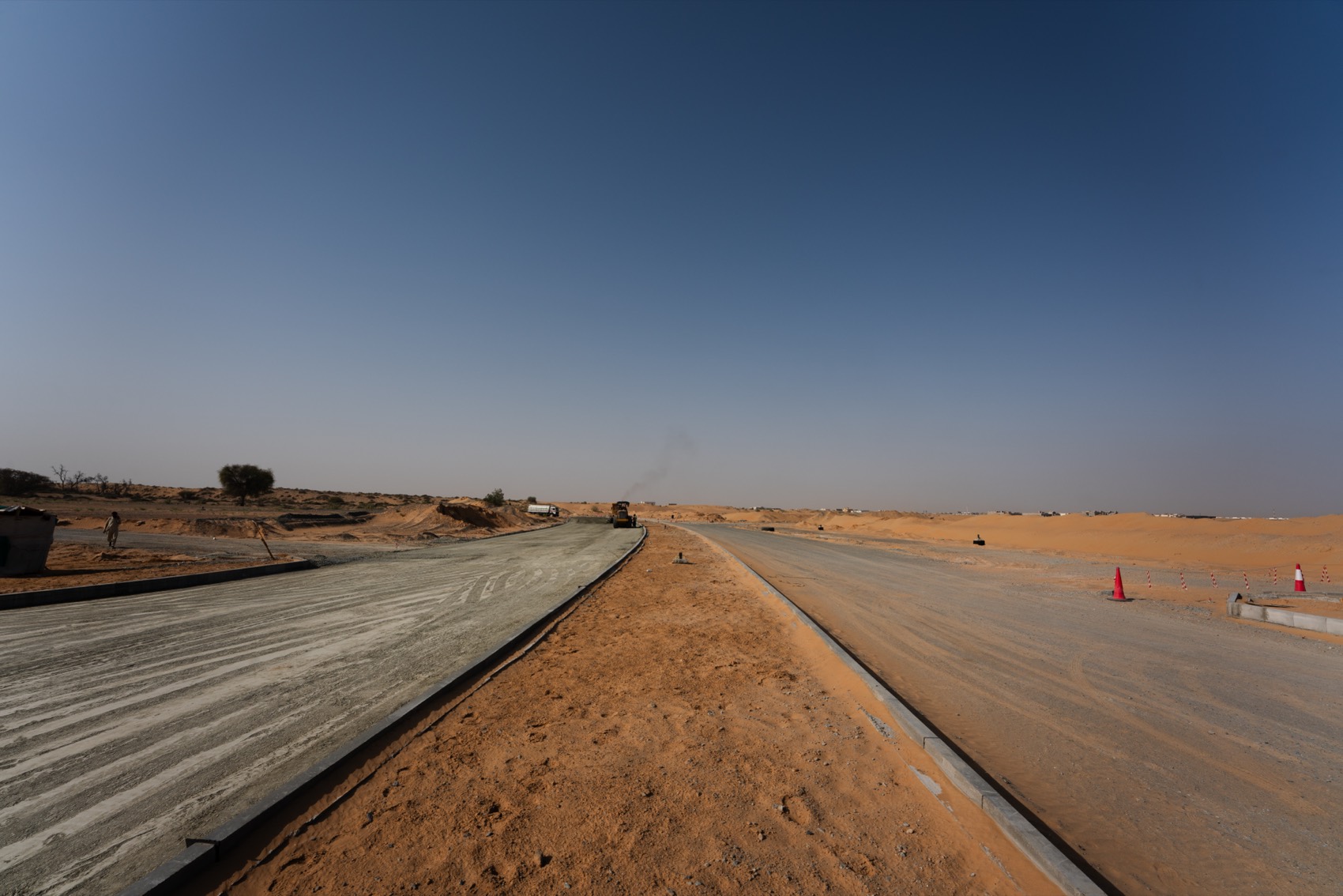 تطوير البنية التحتية لمشروع واحة الزاوية