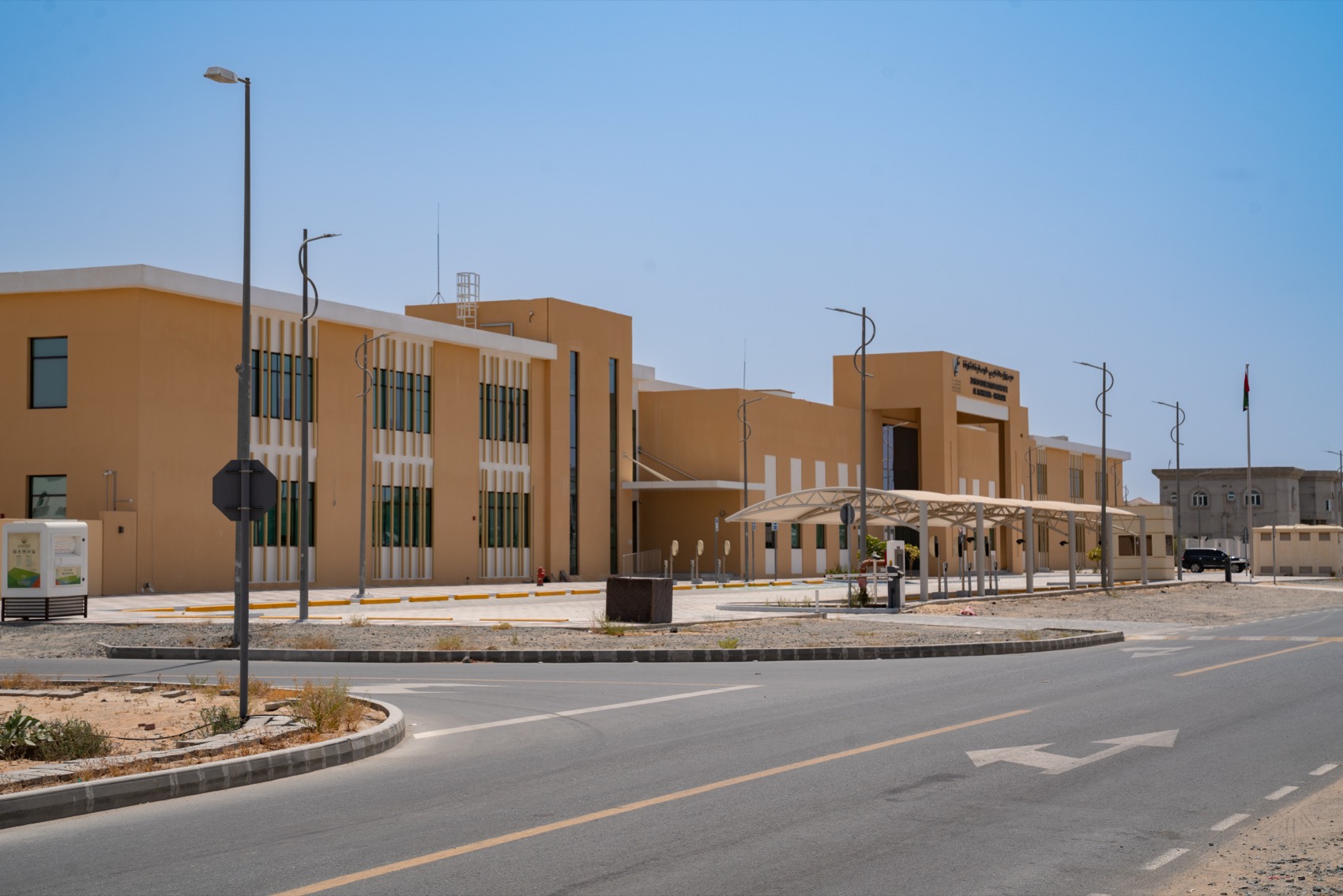 مجمع مدرسي بنظام التنفيذ السريع — الرحمانية، الشارقة